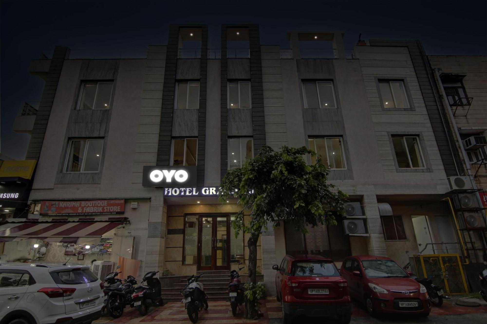 Townhouse Grand Inn Газиабад Екстериор снимка